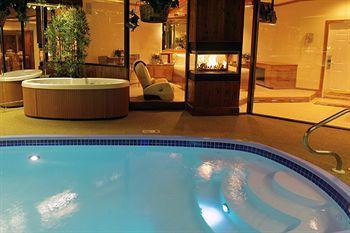 Sybaris Pool Suites Mequon Brown Deer Exterior foto